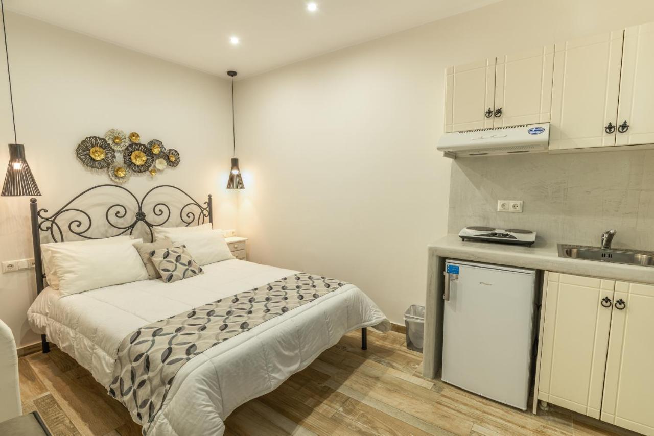 Naxos Enjoy Apartments Naxos City Extérieur photo