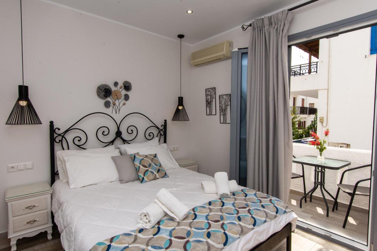 Naxos Enjoy Apartments Naxos City Extérieur photo